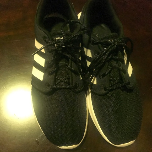 Adidas - Picture 2 of 3